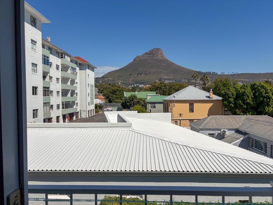 1 Bedroom Property for Sale in Oranjezicht Western Cape
